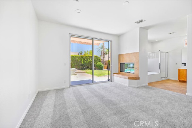 79030 Ladera Drive, La Quinta CA: https://media.crmls.org/medias/2acf3f69-6803-4c72-a18d-bd88e32e49c2.jpg