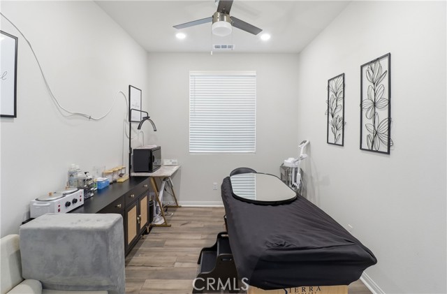 Detail Gallery Image 26 of 38 For 15587 Crusader Dr, Moreno Valley,  CA 92551 - 4 Beds | 3 Baths