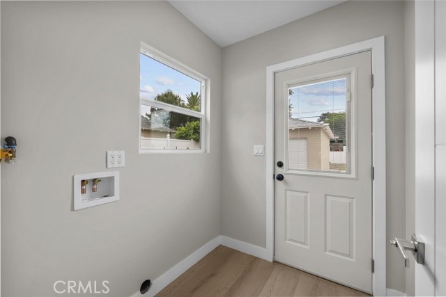 Detail Gallery Image 14 of 41 For 6820 Jellico Ave, Van Nuys,  CA 91406 - 3 Beds | 2 Baths