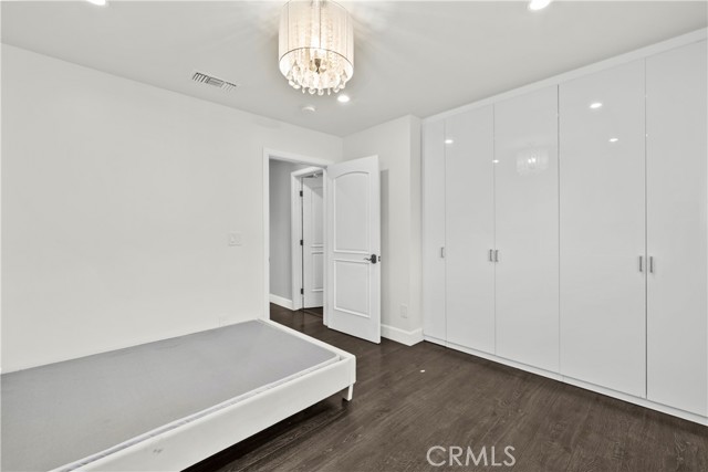 Detail Gallery Image 20 of 29 For 16510 Buchet Dr, Granada Hills,  CA 91344 - 3 Beds | 2 Baths