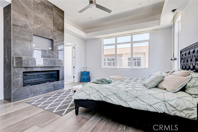 Detail Gallery Image 25 of 41 For 2321 Clark Ln #B,  Redondo Beach,  CA 90278 - 4 Beds | 4/1 Baths