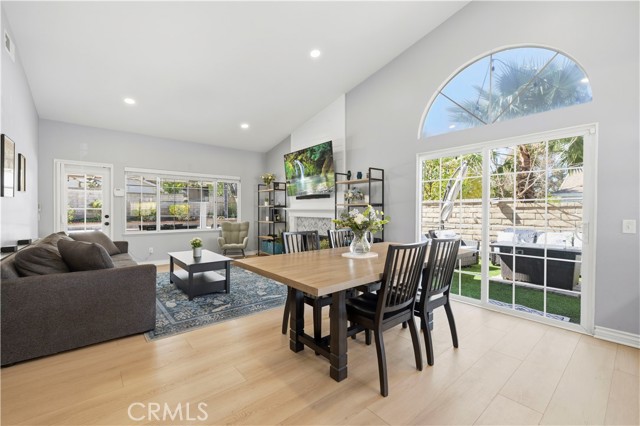 Detail Gallery Image 15 of 41 For 27209 Bidwell Lane, Valencia,  CA 91354 - 3 Beds | 2 Baths