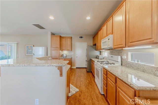 Detail Gallery Image 5 of 39 For 1240 Goodwin St, Fullerton,  CA 92833 - 3 Beds | 2/1 Baths
