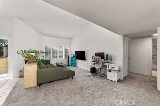 9341 Shadowood Drive, Montclair CA: https://media.crmls.org/medias/2ad2120a-e51a-44f0-a58d-eca928598e66.jpg