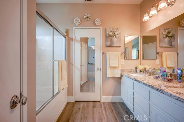 11327 La Brisa Circle, Fontana CA: https://media.crmls.org/medias/2ad23348-2295-4eba-9c46-4e6a18614aea.jpg