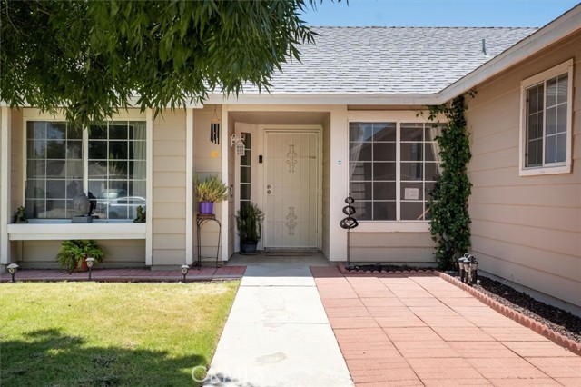 Detail Gallery Image 2 of 28 For 740 W Avenue H2, Lancaster,  CA 93534 - 3 Beds | 2 Baths