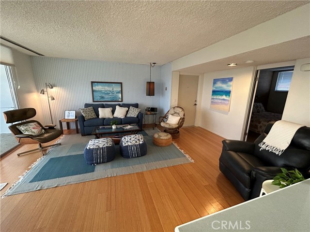 Detail Gallery Image 4 of 29 For 420 Monterey Ln 2a,  San Clemente,  CA 92672 - 1 Beds | 1 Baths