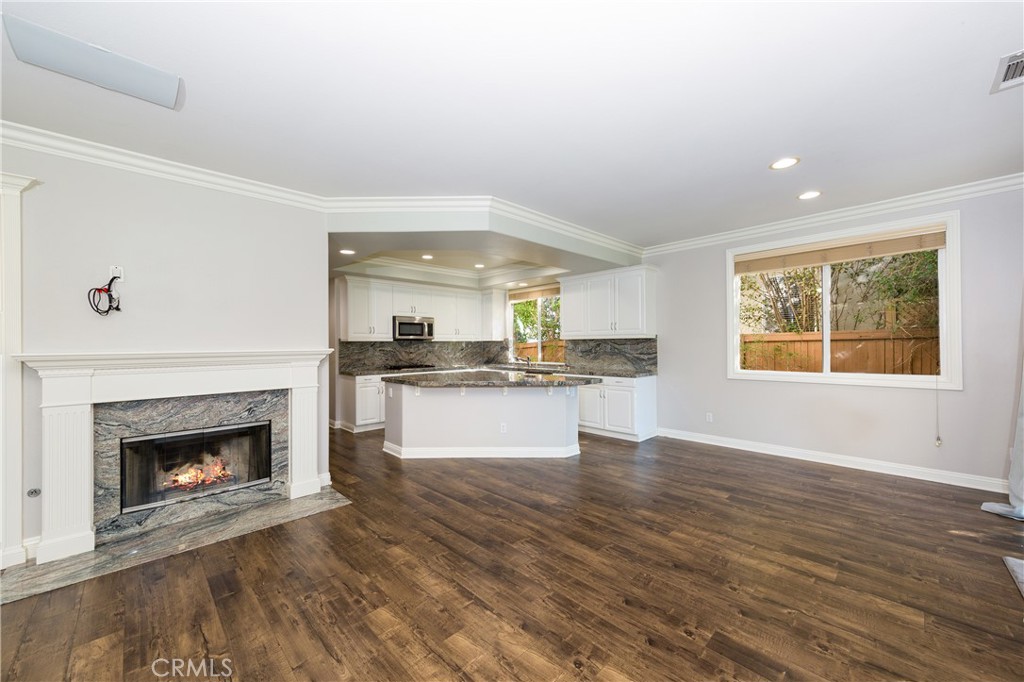 MLS #SR25269889 image #9