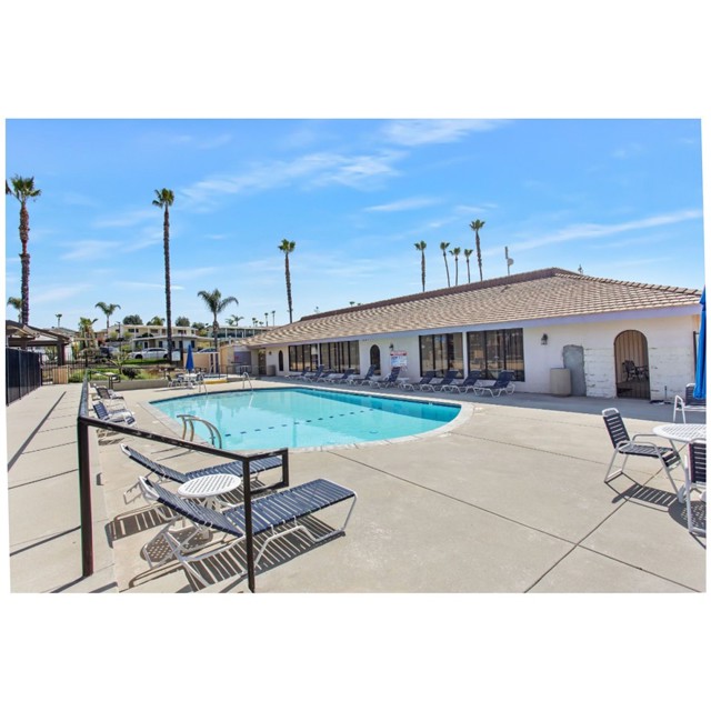 Detail Gallery Image 11 of 16 For 1536 S State St #149,  Hemet,  CA 92543 - 3 Beds | 2 Baths