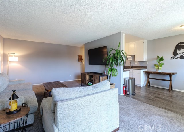 Detail Gallery Image 4 of 27 For 12200 Montecito Rd #D320,  Seal Beach,  CA 90740 - 1 Beds | 1 Baths
