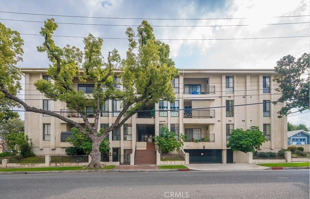 1011 N Stoneman Avenue #3