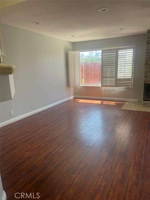 22142 Summit Hill Drive, Lake Forest CA: https://media.crmls.org/medias/2ad79bd6-a0cc-433c-9250-574e81f9cf29.jpg