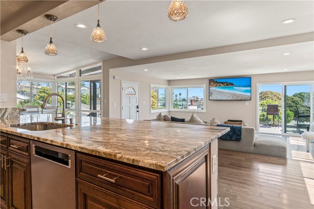 Detail Gallery Image 11 of 44 For 3233 S Walker Ave, San Pedro,  CA 90731 - 3 Beds | 2 Baths