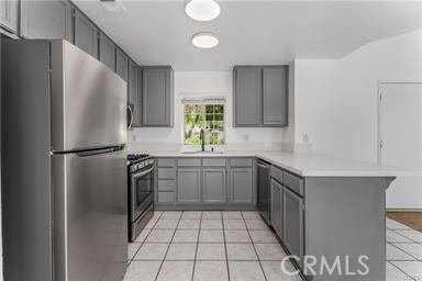 Detail Gallery Image 10 of 19 For 3030 Twincreek Ave, Palmdale,  CA 93551 - 4 Beds | 2 Baths
