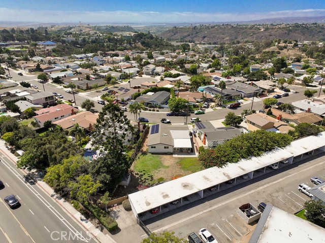 6619 Alcala Knolls Drive, San Diego CA: https://media.crmls.org/medias/2ad9bac2-3ef1-4094-b10f-f4f20d5f677b.jpg