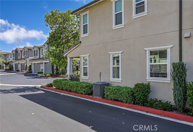 4332 WILD GINGER Circle, Yorba Linda CA: https://media.crmls.org/medias/2ad9ed13-2589-4695-aea7-aa0969d1c457.jpg