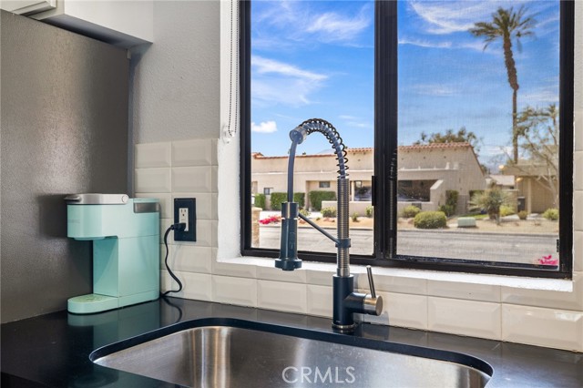 Detail Gallery Image 14 of 50 For 77386 Preston Trl, Palm Desert,  CA 92211 - 2 Beds | 1 Baths