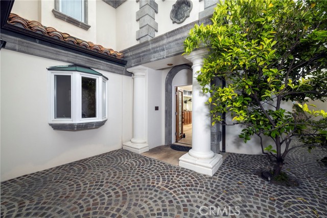 Detail Gallery Image 10 of 54 For 339 via Lido Soud, Newport Beach,  CA 92663 - 4 Beds | 4 Baths