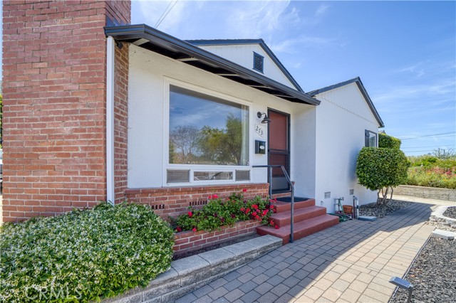 Detail Gallery Image 3 of 40 For 273 Almond St, San Luis Obispo,  CA 93405 - 3 Beds | 2 Baths