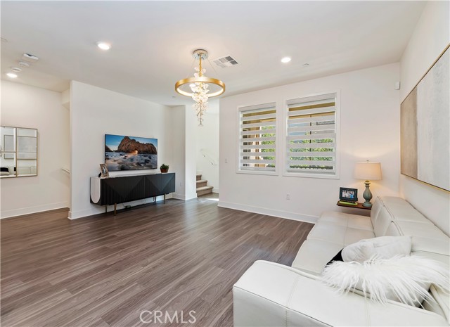 Detail Gallery Image 11 of 37 For 18287 Iris Ln, Yorba Linda,  CA 92886 - 4 Beds | 3/1 Baths