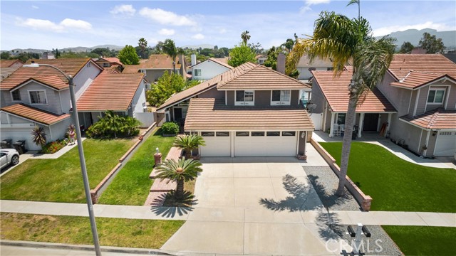 Image 2 for 975 Hedges Dr, Corona, CA 92878