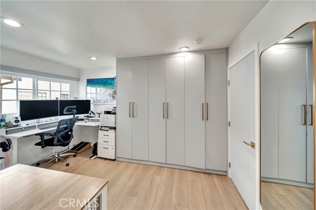 Detail Gallery Image 19 of 42 For 14727 Magnolia Bld #126,  Sherman Oaks,  CA 91403 - 2 Beds | 2/1 Baths