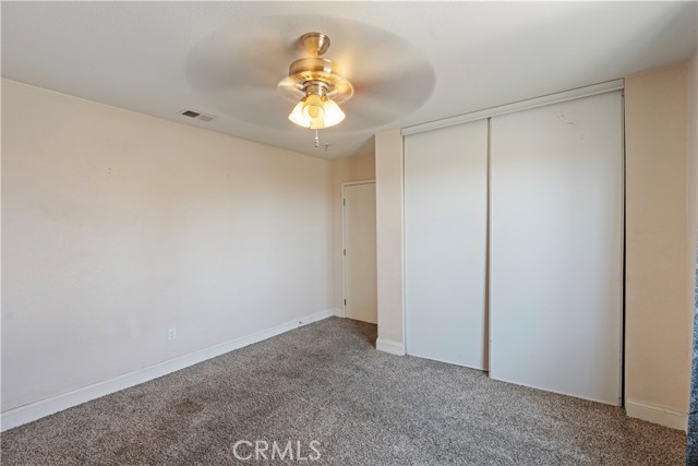 Detail Gallery Image 17 of 45 For 23859 South Rd, Apple Valley,  CA 92307 - 4 Beds | 2 Baths