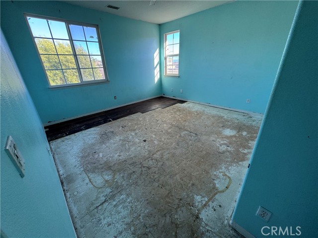 Detail Gallery Image 17 of 39 For 28475 Nautical Point Cir, Menifee,  CA 92585 - 5 Beds | 3/1 Baths