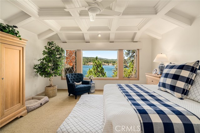 316 John Muir, Lake Arrowhead CA: https://media.crmls.org/medias/2adf9712-2e29-475f-a24a-74f5c0751de3.jpg