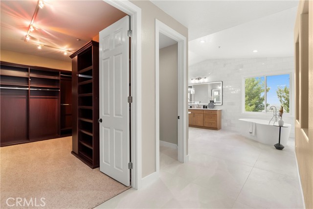 Image 37 of 72 For 3333 Gardenia Lane