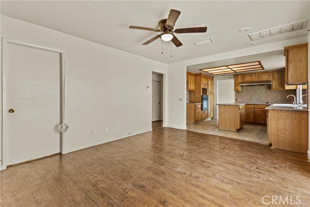 Detail Gallery Image 17 of 42 For 327 Fargo, San Dimas,  CA 91773 - 4 Beds | 3 Baths