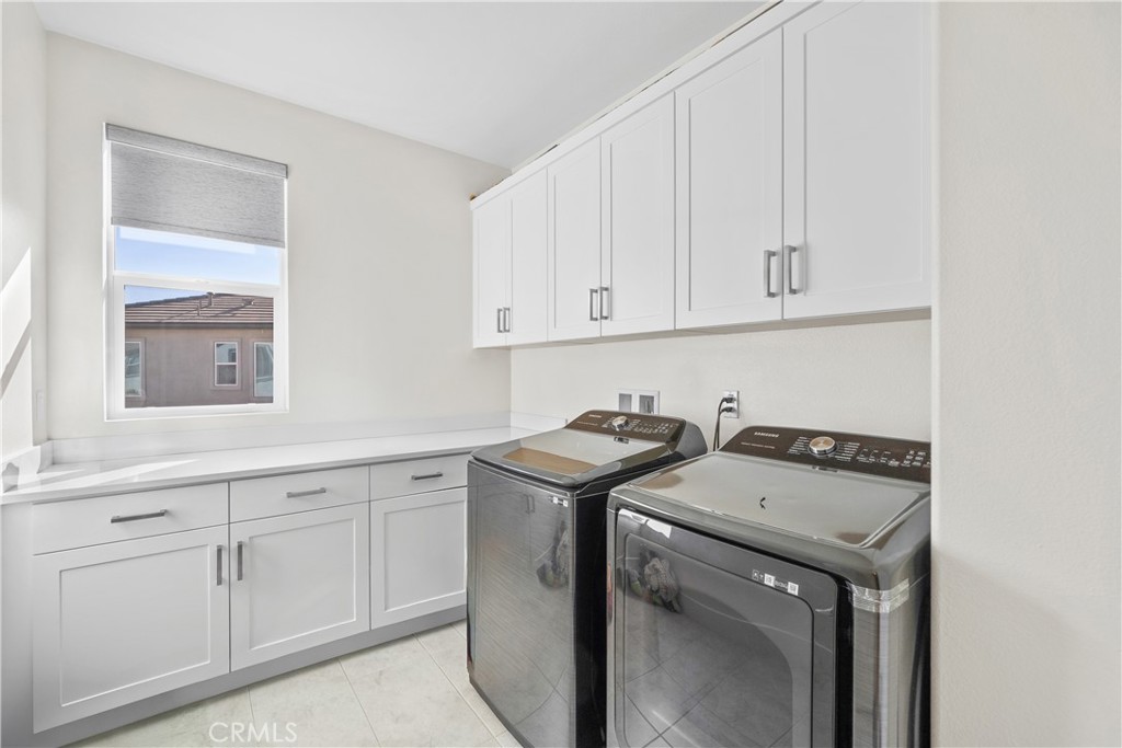 MLS #OC25272647 image #27