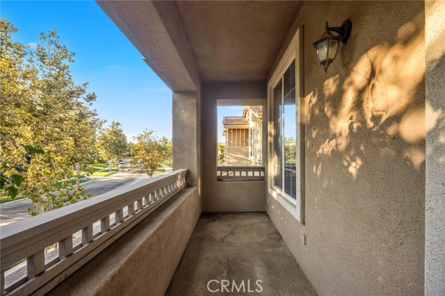 Detail Gallery Image 16 of 31 For 27626 Sunny Creek Dr, Valencia,  CA 91354 - 3 Beds | 2/1 Baths