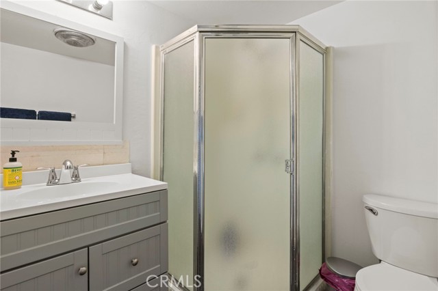 Detail Gallery Image 25 of 39 For 1803 Nob Hill Dr, Running Springs,  CA 92382 - 3 Beds | 2 Baths