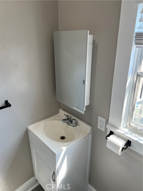 Detail Gallery Image 16 of 22 For 282 Belmont Ave #1/2,  Los Angeles,  CA 90026 - 0 Beds | 1 Baths