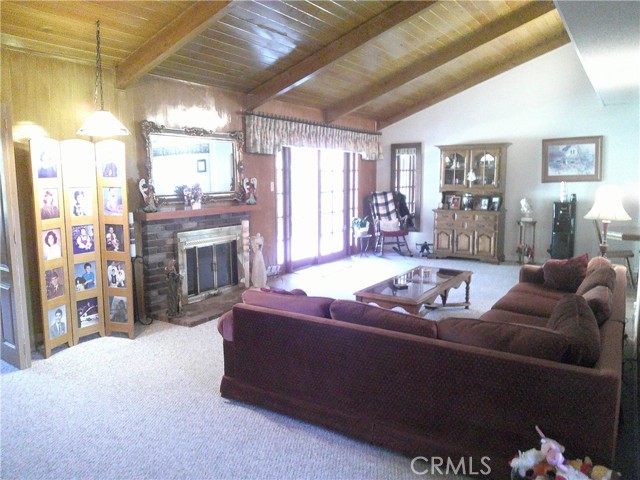 Detail Gallery Image 6 of 18 For 1116 N Old Mill, Azusa,  CA 91702 - 3 Beds | 2 Baths