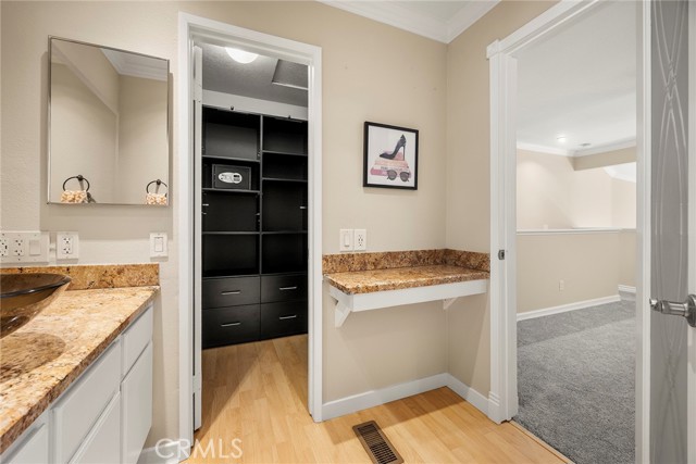 2410 W Orangethorpe Avenue, Fullerton CA: https://media.crmls.org/medias/2ae2e04f-a701-40da-a6f4-0ac1a993efc0.jpg