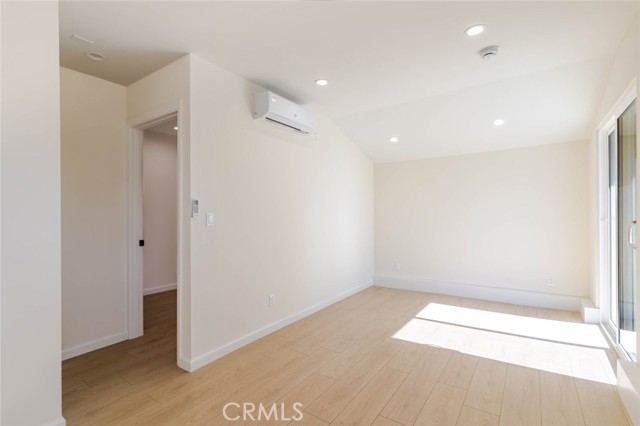 Detail Gallery Image 6 of 9 For 16697 Mckeever St, Granada Hills,  CA 91344 - 1 Beds | 1 Baths