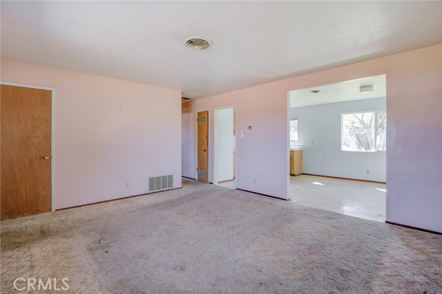 Detail Gallery Image 4 of 24 For 22047 Palermo Ave, Red Bluff,  CA 96080 - 3 Beds | 1/1 Baths