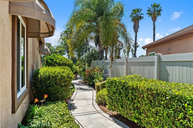 29530 Winding Brook Drive, Menifee CA: https://media.crmls.org/medias/2ae42053-b457-4648-b568-50c699c3013d.jpg