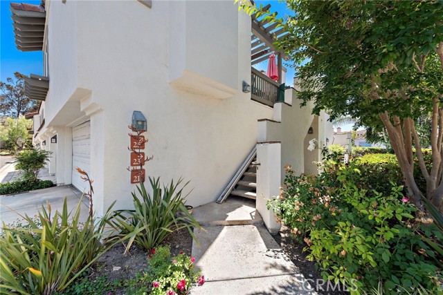 25 Via Tortuga, Rancho Santa Margarita CA: https://media.crmls.org/medias/2ae44ff7-ff69-4d1f-b86f-0264adc93d7f.jpg