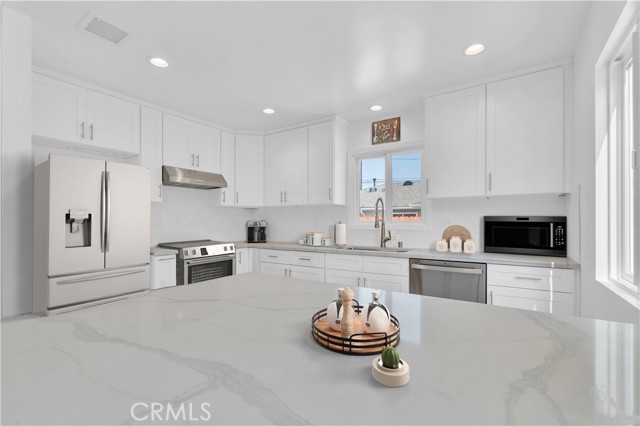 Detail Gallery Image 6 of 56 For 4622 Dunrobin Ave, Lakewood,  CA 90713 - – Beds | – Baths