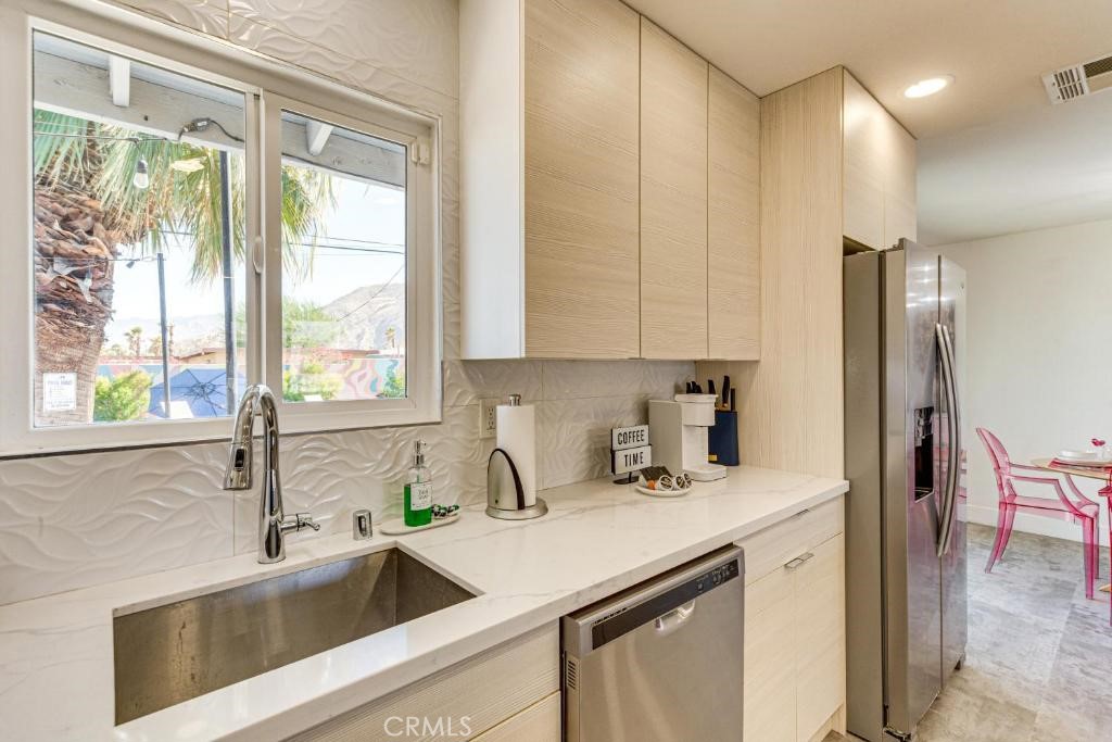 MLS #DW25258378 image #9