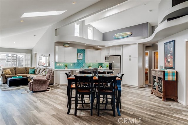 Detail Gallery Image 9 of 72 For 951 Fresno Ave, Pismo Beach,  CA 93449 - 3 Beds | 2/1 Baths