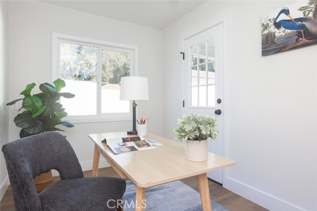 417 W Leeside, Glendora CA: https://media.crmls.org/medias/2ae61fee-e188-411e-b7da-78307622ab8f.jpg