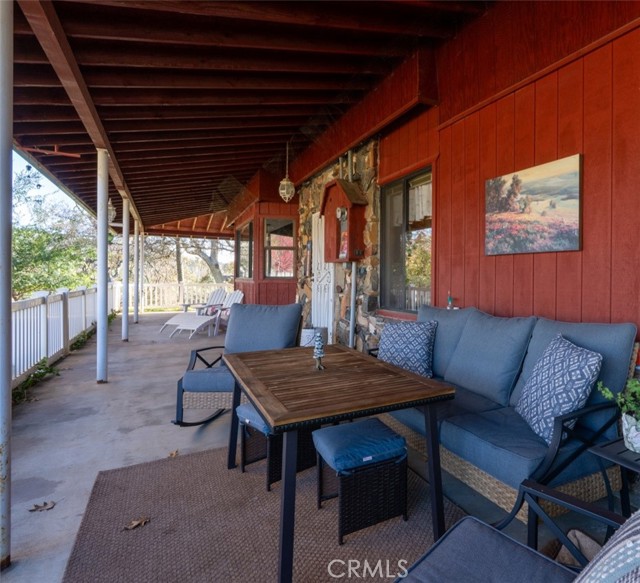 Detail Gallery Image 11 of 55 For 47515 Road 620, Oakhurst,  CA 93644 - 2 Beds | 3 Baths