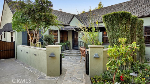 Detail Gallery Image 16 of 70 For 2510 N Park Bld, Santa Ana,  CA 92706 - 4 Beds | 2/1 Baths