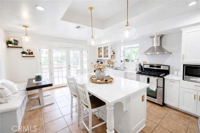 Detail Gallery Image 10 of 14 For 2550 Palomino, Acton,  CA 93510 - 4 Beds | 3 Baths