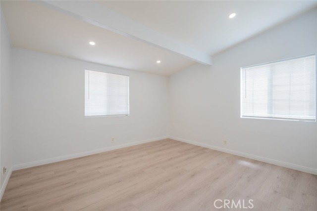 7865 Cantaloupe Avenue, Panorama City CA: https://media.crmls.org/medias/2ae9475c-5e37-404b-8391-c9034f623c2f.jpg