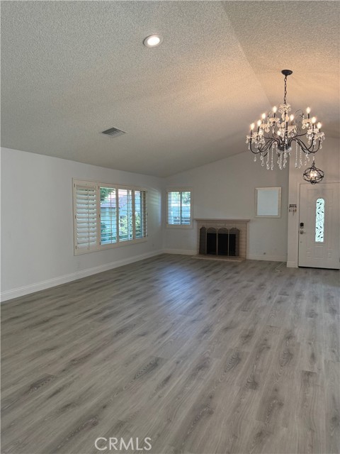 Detail Gallery Image 7 of 17 For 11499 Benton St, Loma Linda,  CA 92354 - 4 Beds | 2 Baths